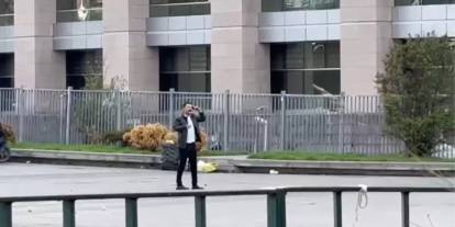 Çağlayan'da hareketli dakikalar: İstanbul Adalet Sarayı önünde başına silah dayadı ve ateş etti!
