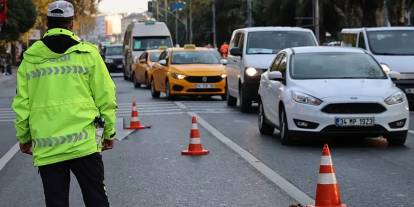İşte, İstanbul'da yarın trafiğe kapalı ve açık olacak yollar