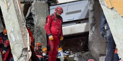 Gebze'de bir aile yok oldu: Enkaz arama çalışmalarında anne ve babanın da cansız bedenlerine ulaşıldı