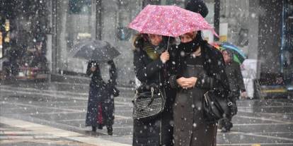 Meteoroloji uyardı: Hava sıcaklıkları düşüyor, kar kapıda! Bugün hava nasıl, cuma günü hava nasıl olacak?