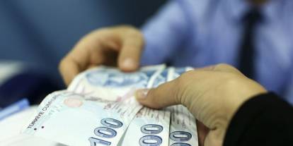 Tepkilere neden olmuştu! Kamuda görevli uzman/yöneticilere 30 bin TL seyyanen zam geri çekildi