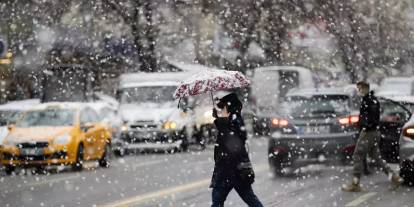 AKOM tarih verdi: İstanbul'a kar bu sefer fena geliyor, kalınlığı 10 santimetre olacak!