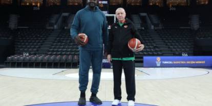 Cumhurbaşkanı Erdoğan, NBA'in efsane ismiyle poz verdi
