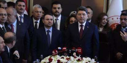 Akın Gürlek, törenle Adalet Bakanlığı görevini Yılmaz Tunç'tan devraldı