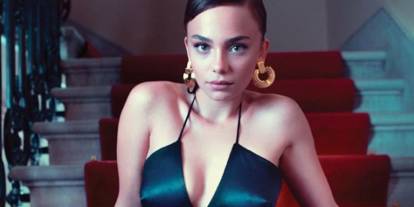 Ünlü oyuncu Bahar Şahin ''Oruç tutuyormusun'' sorusuna öyle bir cevap verdi ki...