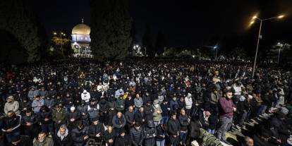 Binlerce müslüman Ramazanda da yine Mescid-i Aksa'ya koştu!