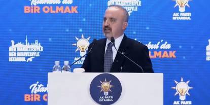 Bülent Turan'dan salonu ayağa kaldıran sözler: Bir adamın nefsi için Erdoğan'ı yormayalım