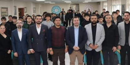 PESİAD’dan İTO Mesleki ve Teknik Anadolu Lisesi öğrencilerine 'Girişimcilik' dersi