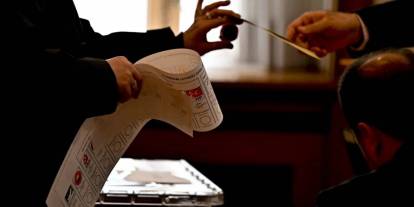 Bu pazar seçim olsa oyunuzu hangi partiye verirdiniz? İşte gündemi sallayan anket sonucu!