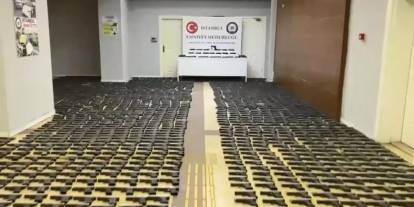 İstanbul bu sabah tarihinin en büyük silah operasyonuyla uyandı: Toprak altında binlerce silah!