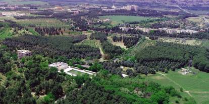 Dicle Üniversitesi'nin kampüsünde resmen petrol fışkırdı: Bölgede 6 sondaj kuyusu açılacak