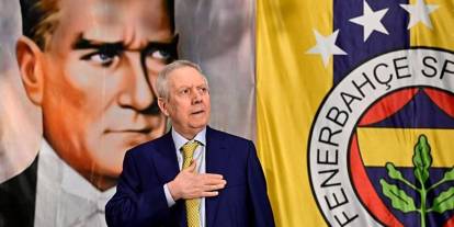 Aziz Yıldırım Fenerbahçe'nin başına geri dönüyor: Teknik direktör bile hazır!