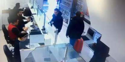 CHP'li Muhittin Böcek'in oğlu bavul bavul parayı bakın nasıl götürmüş!