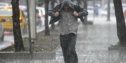 Şemsiyenizi yanınıza alın! Meteoroloji uyardı: O bölgelerde 7 gün boyunca sürecek!