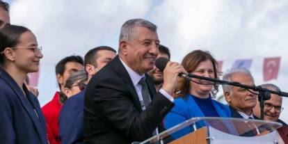 Güzelbahçe Belediyesi'ne operasyon: Belediye Başkanı Mustafa Günay ve çok sayıda kişi gözaltına alındı