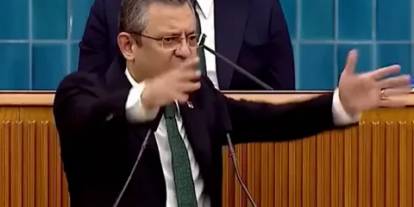 Özgür Özel'in parti grubunda ağzının ayarı kaçtı: Göbek atıyor yavşaklar