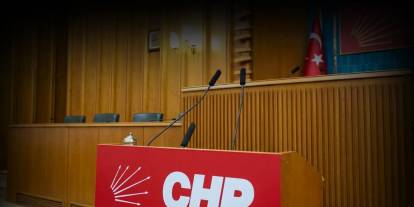 Kapışma başladı: CHP'de grup toplantısını kim yapacak? Kılıçdaroğlu'ndan sonra Özel'den jet çıkış!