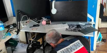 MİT dolandırıcılığa fırsat vermiyor: İki ile yapılan operasyonla kredi kartı şebekesi çökertildi