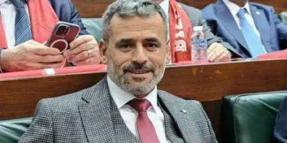 Belediye başkanına evinin önünde bıçaklı saldırı!