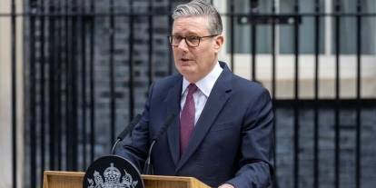 İngiltere Başbakanı koltuğu bıraktı: Keir Starmer, başbakanlık görevinden resmen istifa etti
