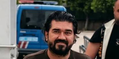 Üç aydır tutukluydu: Rasim Ozan Kütahyalı tahliye edildi