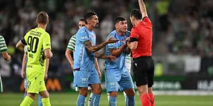 Macaristan'da kötü mağlubiyet: 9 kişi kalan Trabzonspor Ferencvaros'a direnemedi!