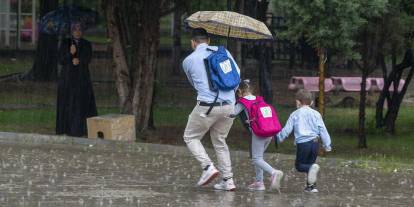 Valilikten son dakika açıklama: İstanbul'da okullar 1 gün tatil edilirken, trafikte bazı araçlara yasak geldi!