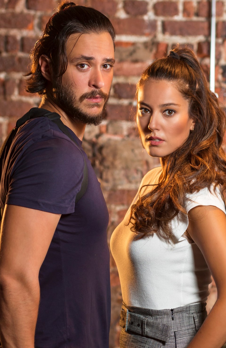 Ünlü çiftten müjdeli haber geldi! İkiz bebekleri olacak!