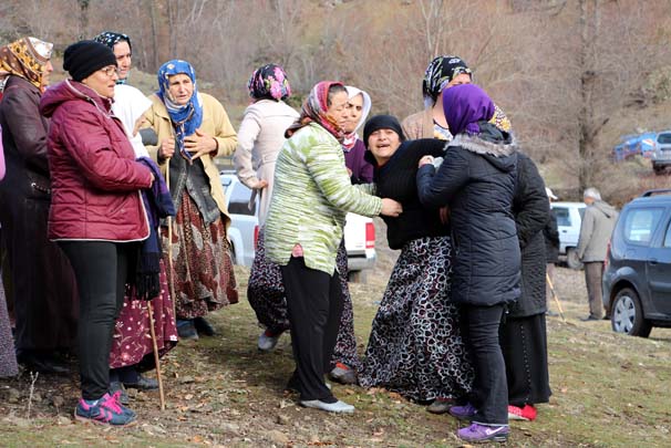 3 Kardeş Yanarak Öldüler | Kefenleriyle Taşındılar