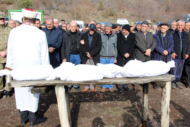 3 Kardeş Yanarak Öldüler | Kefenleriyle Taşındılar