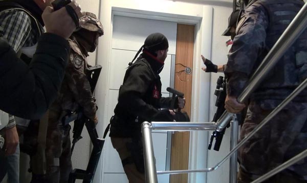 Denizli'de Nefes Kesen Uyuşturucu Operasyonu