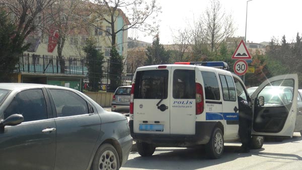 Müdür Yardımcısı: "Söyleyin Bakalım Kimler Bakire Değil?"