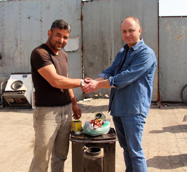 Aldığı Sobanın İçinden Altın Çıktı