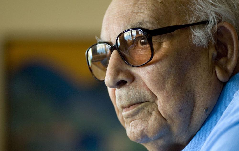 Yaşar Kemal kimdir? nerelidir? Yaşar Kemal'in hayatı ve eserleri