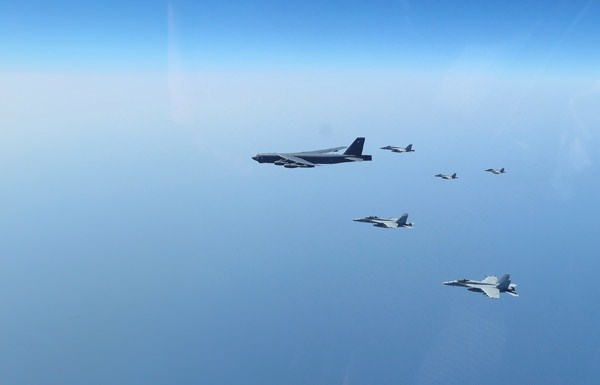 ABD jetleri havalandı! Dünya buna kilitlendi