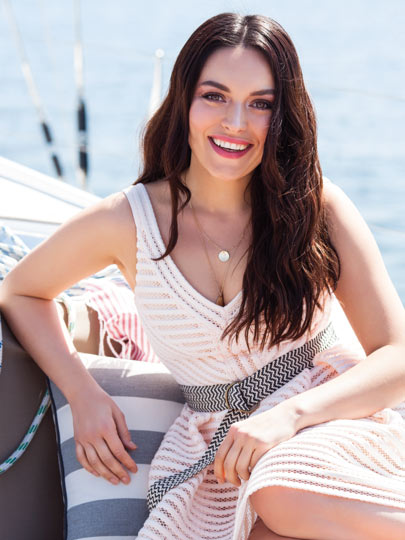 Mustafa Aksakallı kimdir? Ezgi Mola ile Mustafa Aksakallı sevgili mi?