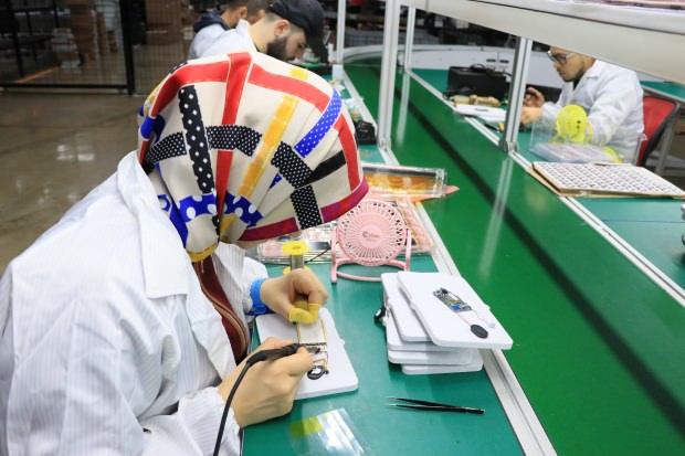 Samsun'dan dünyaya yerli telefon satışı