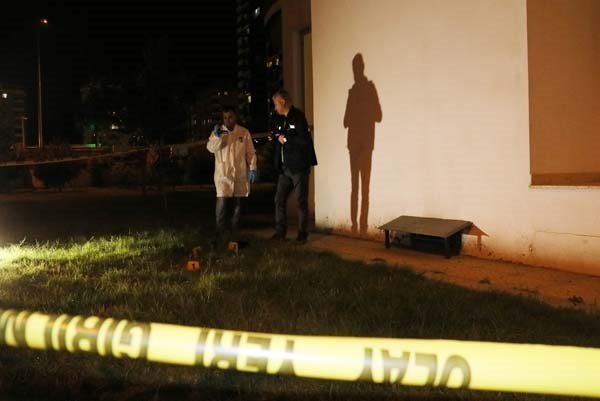 15 yaşındaki kız ardında intihar not bırakarak 13'üncü kattan atladı