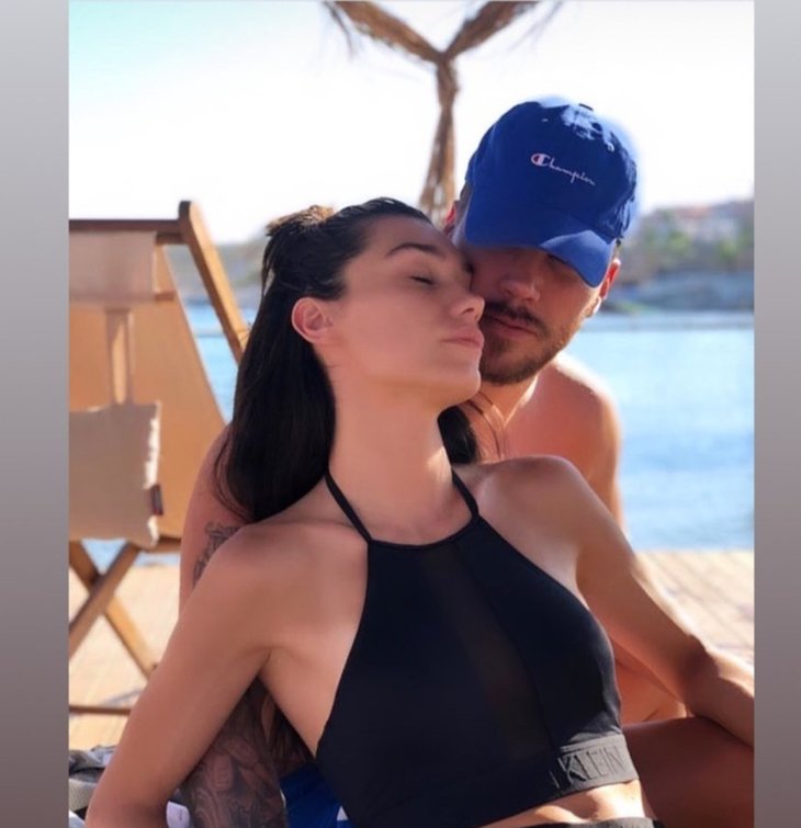 Burcu Kıratlı ile Sinan Akçıl boşanıyor