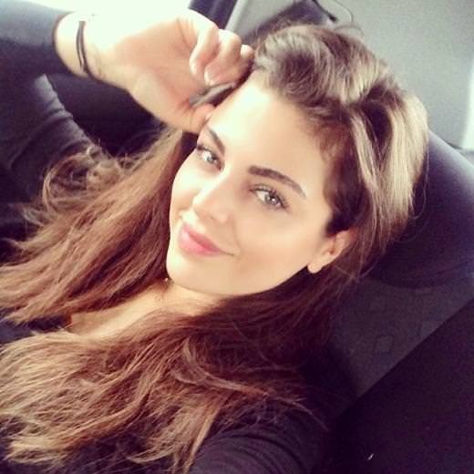 Sinem Umaş ve Didem Soydan birbirine girdi! Sinem Umaş kimdir?