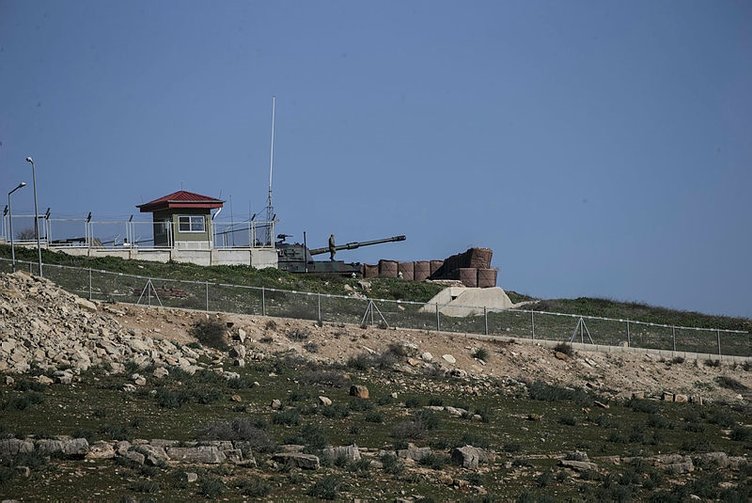 Sınırda Silah Sesleri! Terör Hedefleri Az Önce Vuruldu