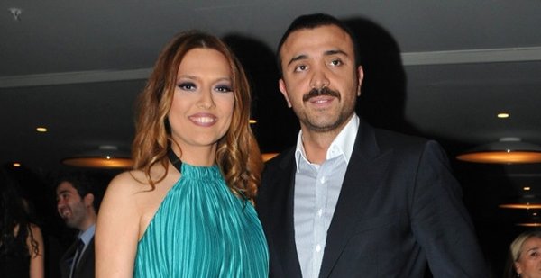 Demet Akalın'dan yeni açıklama: Beni kızım ve işim ayakta tutacak!