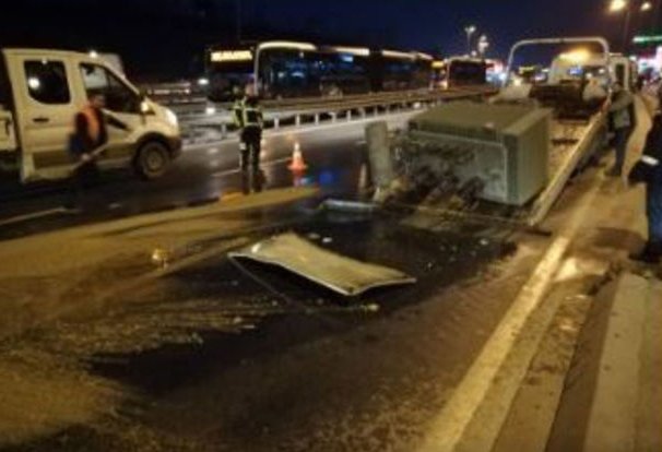 E-5'te Trafo Devrildi !