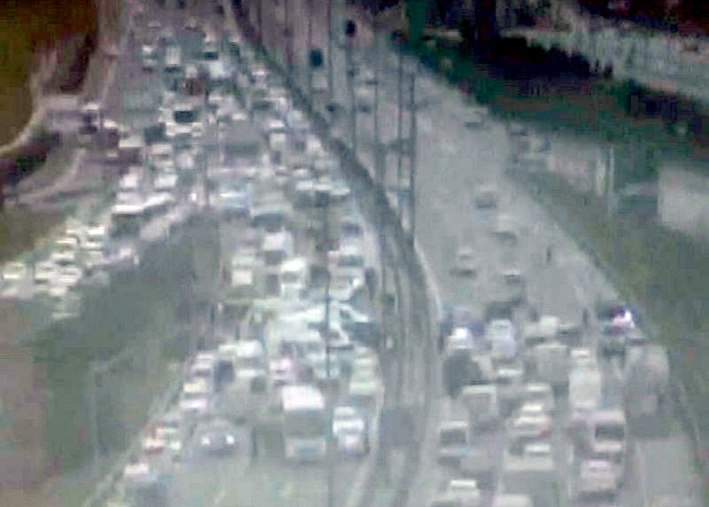 TEM'de Çevik Otobüsü Devrildi!