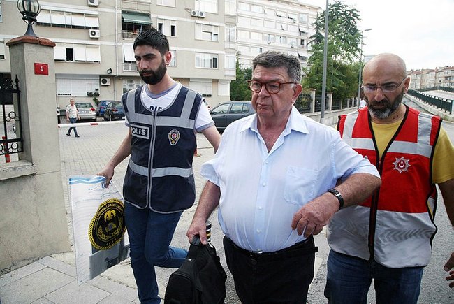 Zaman Gazetesi davasında karar! Mümtazer Türköne ve Mustafa Ünal'a 10 Yıl 6'şar Ay Hapis