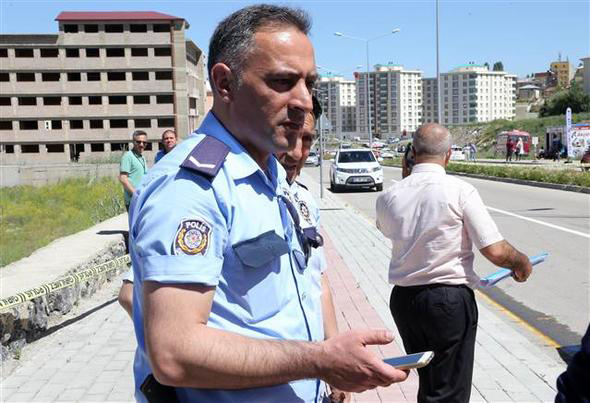 Oğlunu YKS'ye bırakan baba trafik kazasında öldü, polis telefonu açamadı