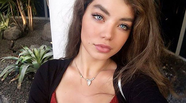 Buse Narcı kimdir, kaç yaşındadır? Buse Narcı'nın bikinili fotoğrafları