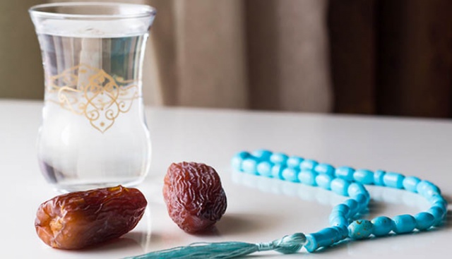 Orucun faydaları nelerdir? Oruç tutmakla ilgili hadisler