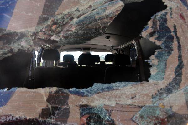 Çardağı kırılan işletme sahibi piknik yapan aileye saldırdı