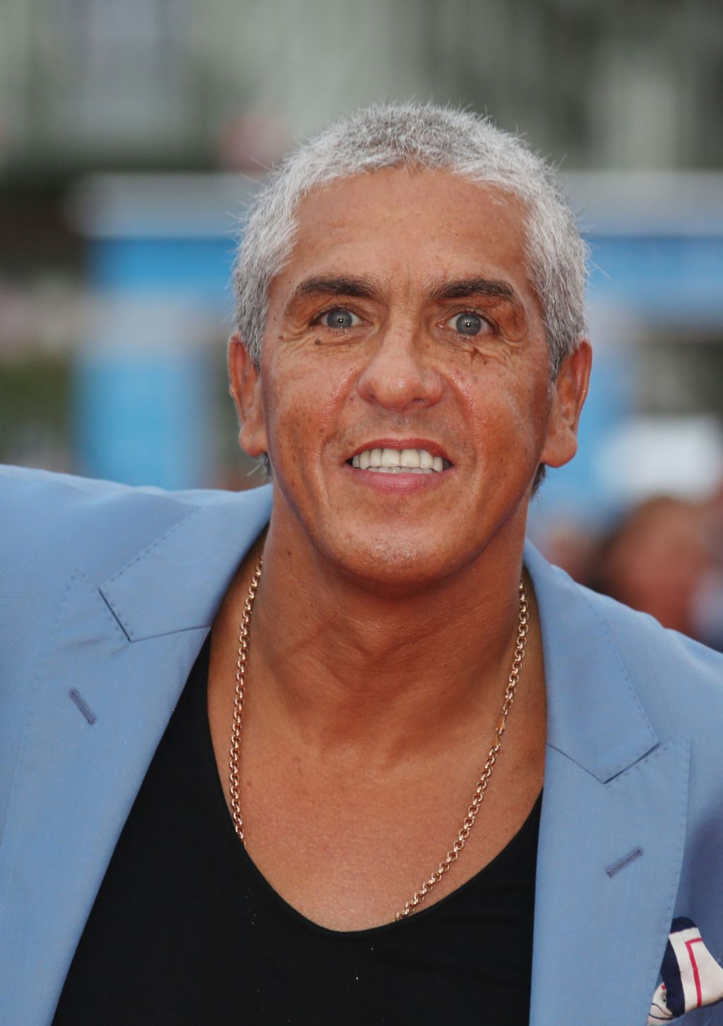 Taksi 4 filminin konusu nedir? Oyuncuları kimdir? Nerede ve kaç yılında çekildi?